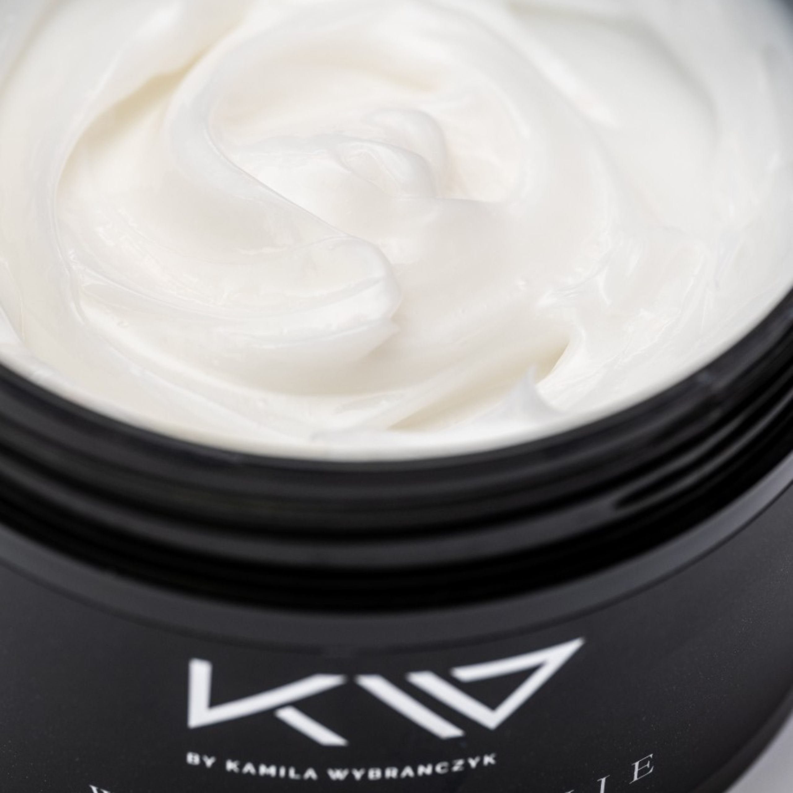 KAMILA WYBRAŃCZYK - Maska do Włosów Wygładzająca - 200ml